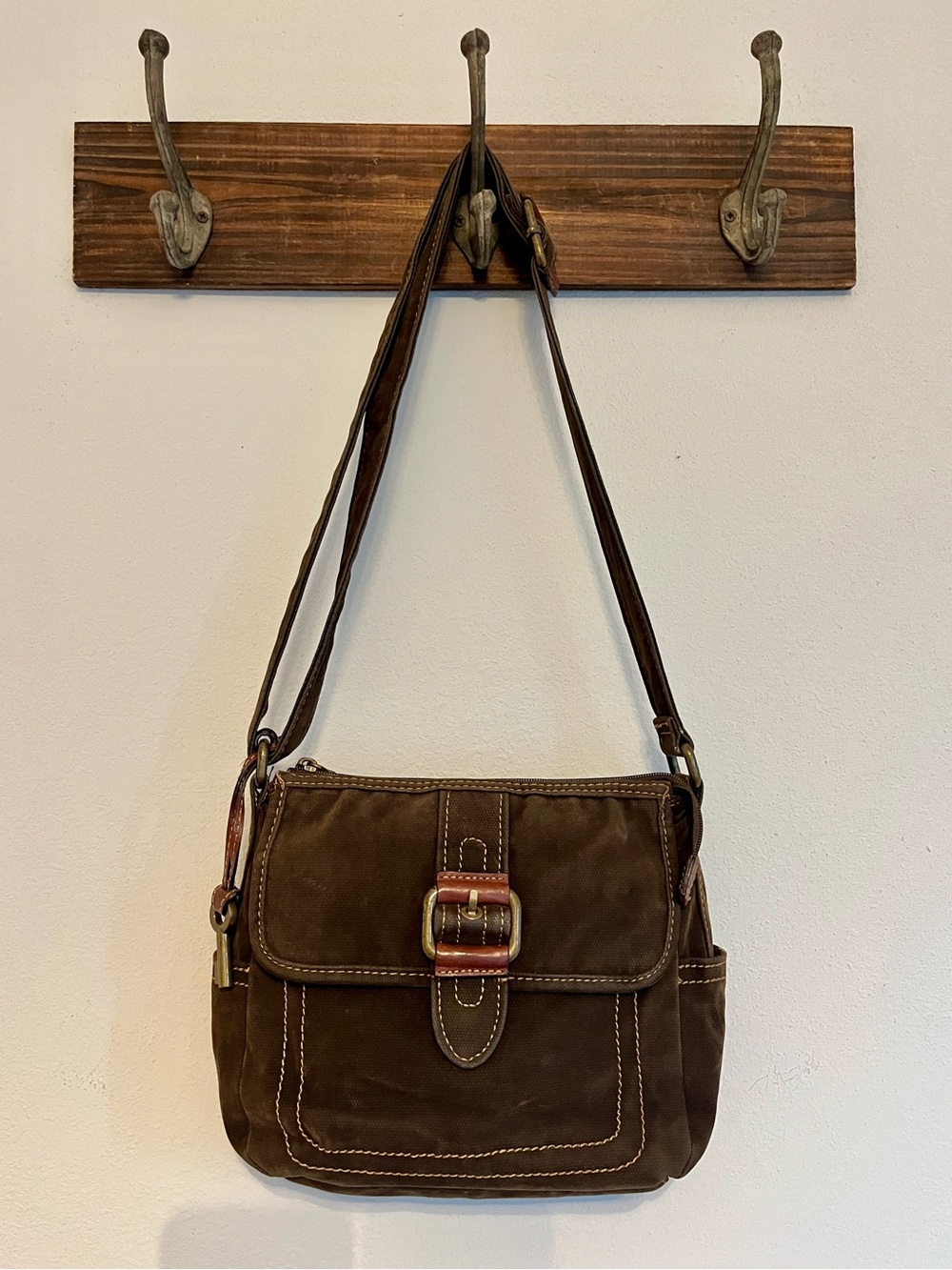 Vintage y2k Fossil Brown Corduroy Crossbody Bag with Buckle Detail